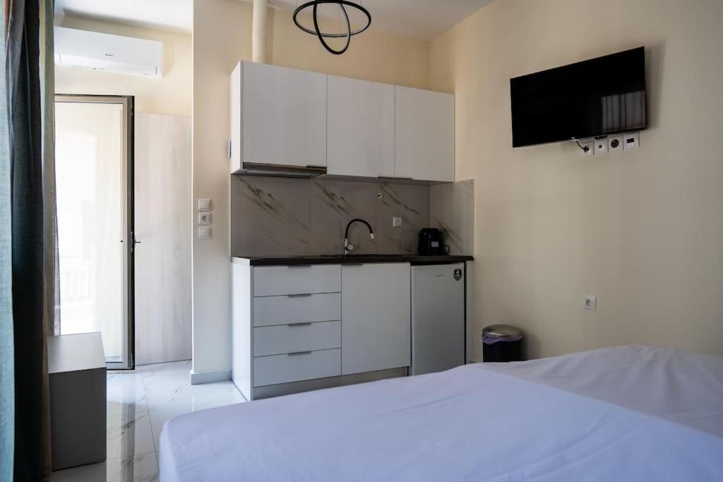 דירות Plaka Rafaela Elegant Urban Retreat In Athens Historic Heart מראה חיצוני תמונה